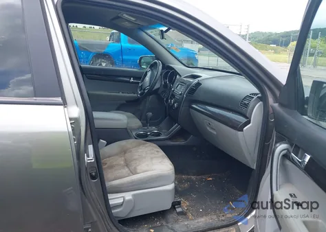 2012 Kia Sorento Lx from USA, damaged, VIN 5XYKTCA61CG189468